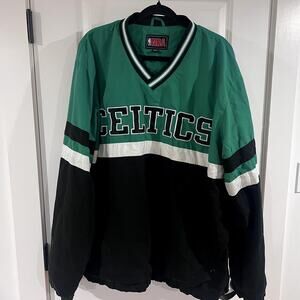 Celtics 2XL Green Pullover NBA Brand Green and Black Sweatshirt